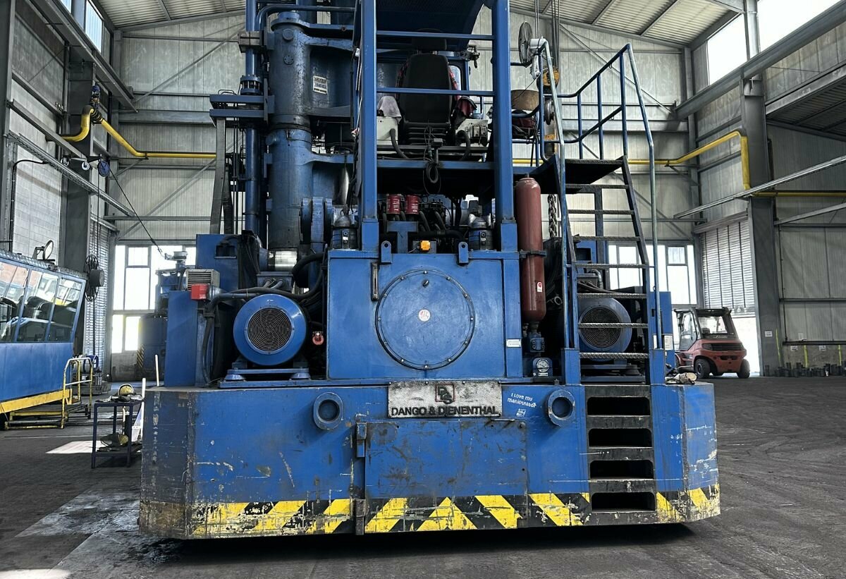Mobile Forging Manipulator in action at Hammerwerk Erft